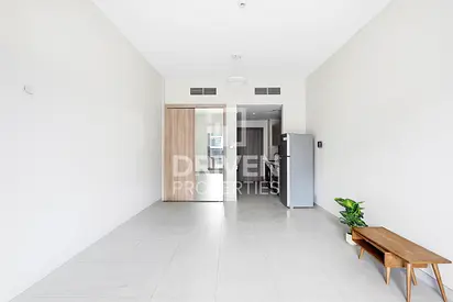 Ideal Unit | Prime Location | Ready to Move in