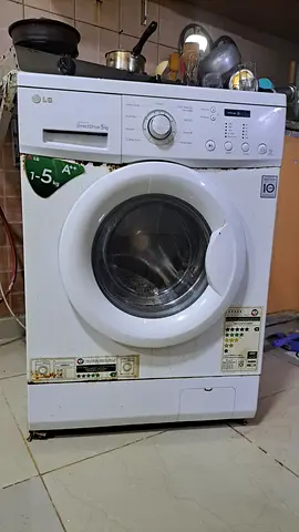 LG Front Load Washing Machie Not  in Working Condition child lock issue. Repairable