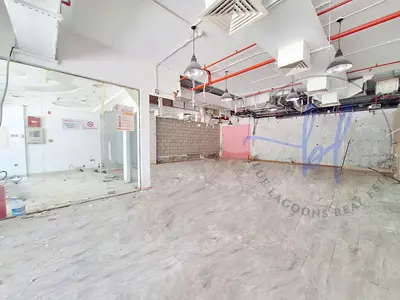 Prime Visibility | Direct Lake Frontage | Grab NOW