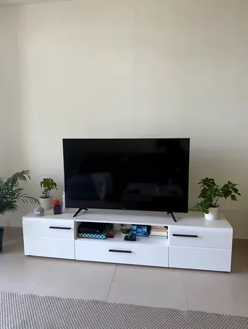 White low TV cabinet / entertainment unit - modern, good condition