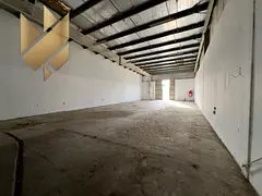 Warehouse for Rent Storage Industrial Area 17 Sharjah Area: 2,900 sq ft Very prime location Elevated