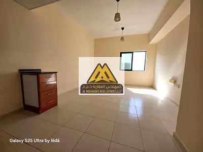 فرصة مميزة استوديو نظيف وبمساحه كبيره في موقع حيوي بعجمان وسعر مناسب جدا وقريب للخدمات