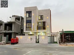 A villa with all electricity, water and air conditioning fees included, on the main street, ready to