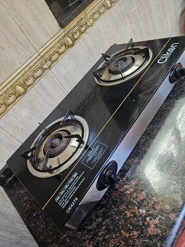 Clikon 2-Burner Glass Top Gas Stove - Good Working Condition