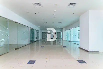 Vacant | Bright Office Space | 4 parking