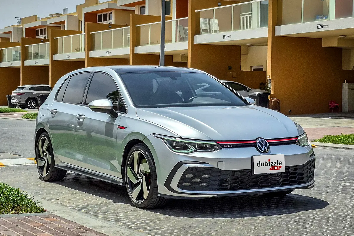 Volkswagen Golf 2024 — photo 1 of 15