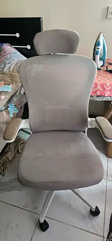 Used ergonomic office chair with headrest  office table for sale