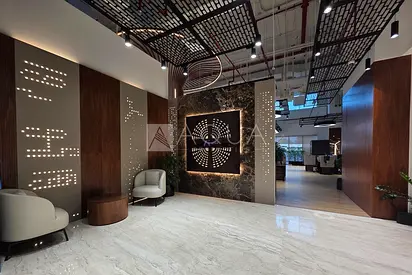 Prime location|Tenanted|High visibility