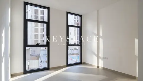 Expansive Apartment Layout Designed for Family Comfort | Resale