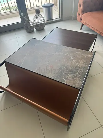 2 Modern Coffee Tables
