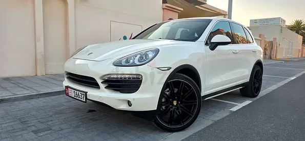 PORSCHE CAYENNE S 4.8L V8 MODEL-2011 SPECS-GCC