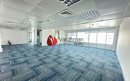 Well Maintained | Higher floor | Near Metro