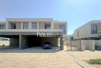 Corner Unit | Vacant | Appliances Included