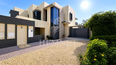 Corner Unit | Overlooking the Park | Large Plot