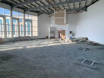 A retail space is available for annual rent in Al Shurooq Mall, Ajman Al Rawda. This prime location is directly on Sheikh Ammar Street, in a vibrant a