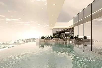 Top Floor Views | Spacious | Vacant on Transfer