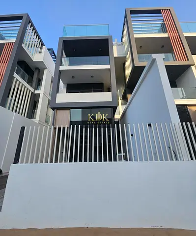 4BHK + Maid | Prime Villa | Ready to Move