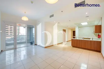 Spacious living room | Vacant | Ready to move in