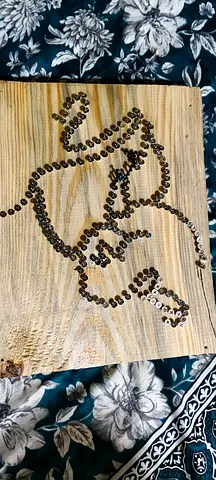 Handmade Nail Art Portrait on Wooden Plank — Mother love for Child