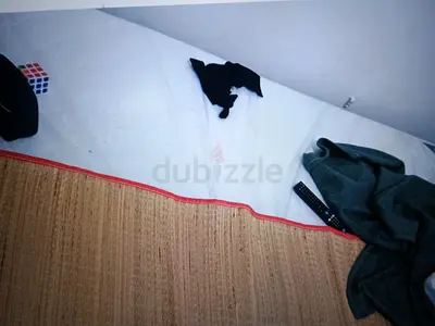 Single foam mattress topper / thin mattress - good condition