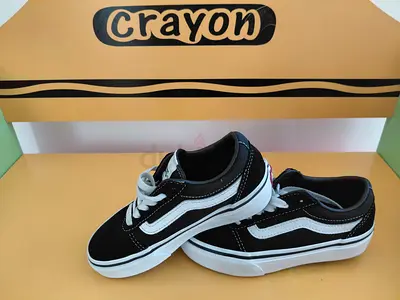 Vans Black  White (unisex) Size 29 UK 11.5