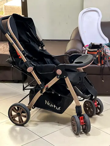 Nutty stroller in good used condition — single/standard stroller