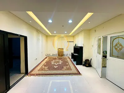 For sale: a traditional house in the Um Khnoor area. Second plot from the main street. Land area 8,100 sq ft.