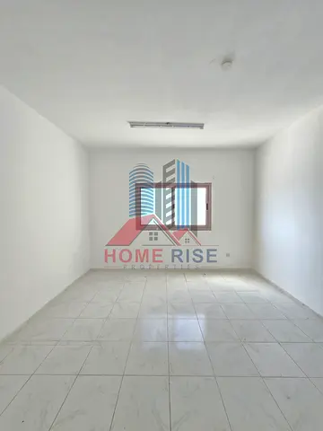 Spacious 2bhk witg balcony | Fully Family building
