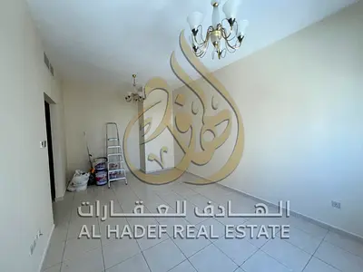 للإيجار السنوي في الشارقة – القاسمية (الند)  شقة مميزة بمساحات واسعة وإطلالة مفتوحة بالكامل في منطقة القاسمية (الند)، موقع حيوي قريب من جميع الخدمات و