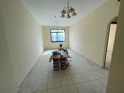 تكييف علي المالك | اطلاله مفتوحه | مساحات كبيرة | موقع حيوي ومميز | تامين مؤجل | سهوله الوصول لمدخل دبي