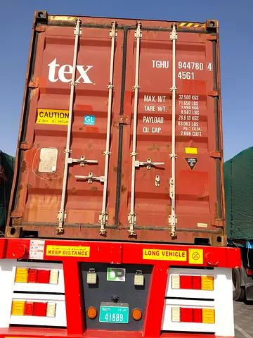 40 FT HIGH CUBE CONTAINER