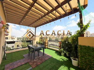 Closed Kitchen I Balcony and Terrace I Vacant on Transfer