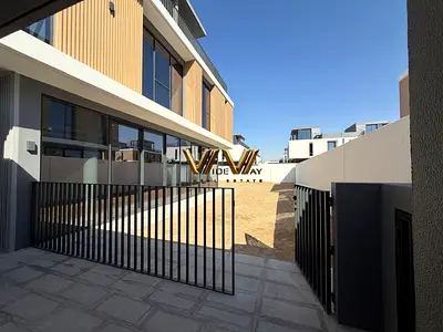 BRAND NEW EMAAR 5BR VILLA | PRIME LOCATION | ARABIAN RANCHES 3