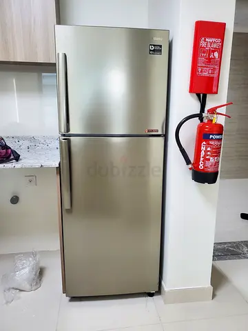 Samsung 400 litter Refrigerator in excellent condition