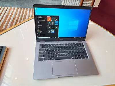 Dell slim and light weight laptop | Corei5 10th Gen | 256 SSD | 14 Antiglare Screen