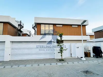 GCC Natinals ONLY | Brand New | Corner unit | green Community