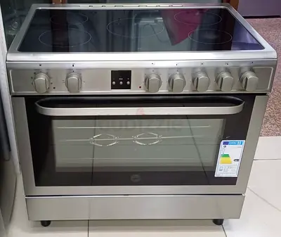 Hoover 5 hobs electric ceramic stove same like new condition