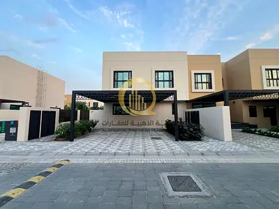 For sale: a villa in the Al-Mustadama area, two-story villa, area 3174 sq ft