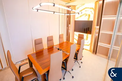 Luxury Furnished | Vacant | Grade A