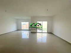 Single Row Luxury Living 5BR Villa Prime Location