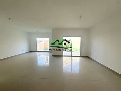 Single Row Luxury Living 5BR Villa Prime Location