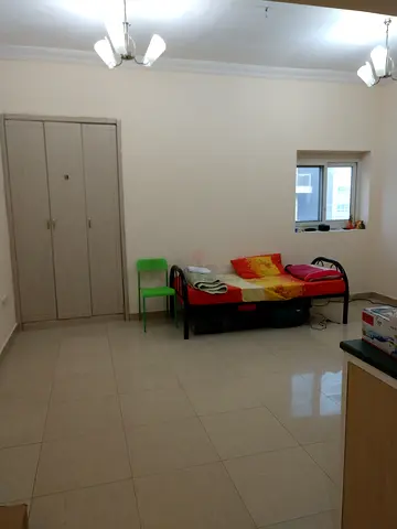 Neat Executive Bed space for Kerala Bachelor in Muweilah Commercial, Sharjah