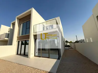 Single Row 4BR | Elio Style | Talia The Valley