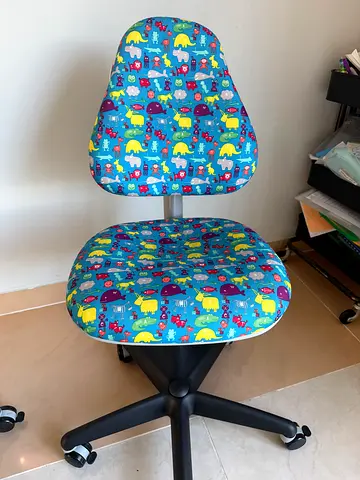 Study chair