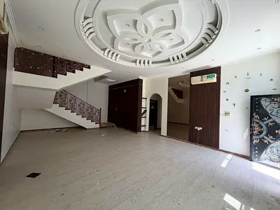 Townhouse in Al Muwaihat: 3 or 4 bedrooms + maid's room + spacious living room + split AC + 4 bathrooms