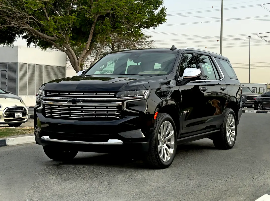 Chevrolet Tahoe 2024 — photo 1 of 13