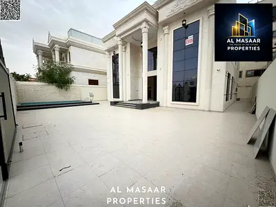 فرصة سكنية واستثمارية | تملك فيلا فاخرة بالروضة 2 عجمان علي شارع الشيخ عمار مباشرة | 6 غرف نوم | بسعر تنافسي 6000 قدم