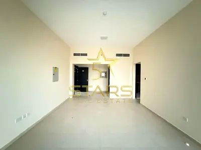 شقة بغرفة نوم واحدة | سيليكون هايتس 2 | إطلالة على المسبح ووسط المدينة