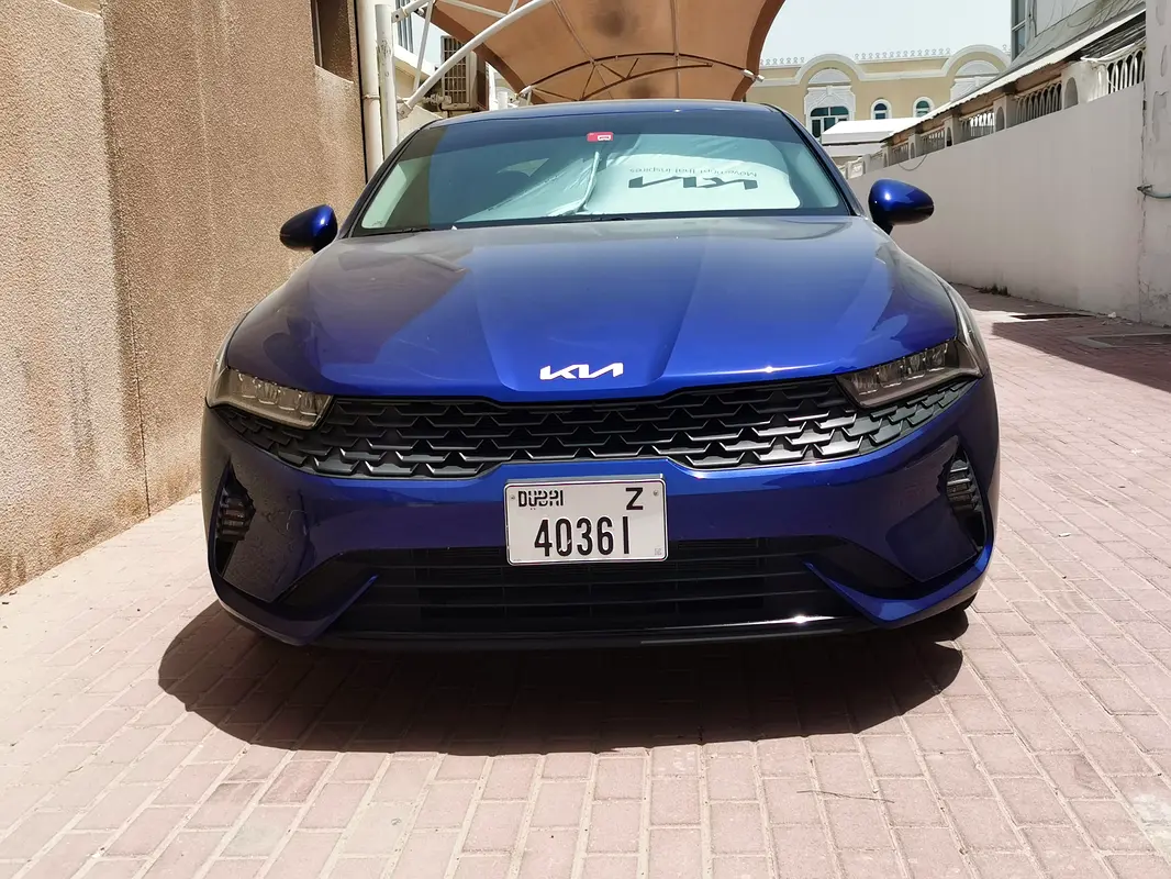 Kia K5 2023 — photo 1 of 6