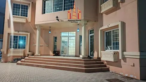 Very Big villa With Private Pool, 2 Entry Gate's, 6 Bedroom, All Master Room,9 Washroom, Big Garden, 2 Hall, Majlis, Maid room 2 Kitchen SPLIT AC,